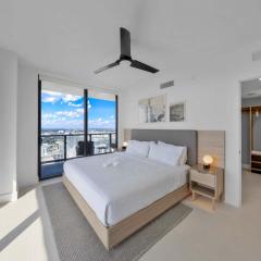 City Luxe Retreat Modern 2-BD with Water Views