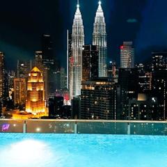 The Luxe & Colony Infinitum KLCC by CoupleStay