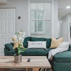 Modern 2BR Near H St Walk to Union Market and Metro