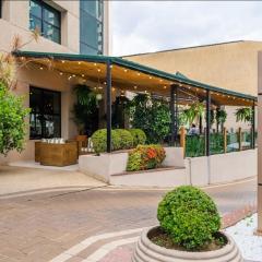Luxuoso Flat no Mercure Ibirapuera Privilege Moema - 5 min do Aeroporto