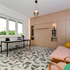 NEON super central spacious new studio on park with view