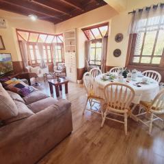 Ap amplo p/ 11 pessoas + Wi-Fi & ar perto da Rua Torta