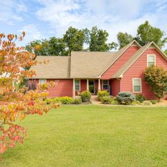 Hot Tub and Scenic Deck! Spacious Cookeville Retreat