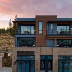 2 Units Minutes to Old Bend Deck Hot Tub 1204 Skyline Ranch by AvantStay