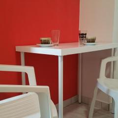 Apartments Mateo - Studio Apartment - Red