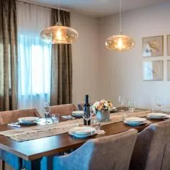 Villa Branka - Villa Tomi Drni - Siveri
