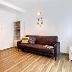 Stylish Retreat with BBQ and Modern Amenities near Terme - Three Bedroom Apartment