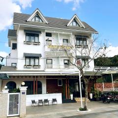 Vô Tư Luxury Hotel