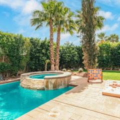 Casa del Sol by AvantStay Backyard Oasis Pool Hot Tub Outdoor Dining Area