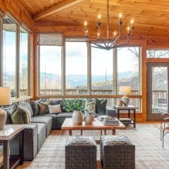 Chestnut by AvantStay Mountain Cabin w Treetop Views Hot Tub Game Room