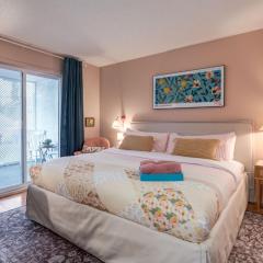 City Nest Steps to Kensington Bow River DT