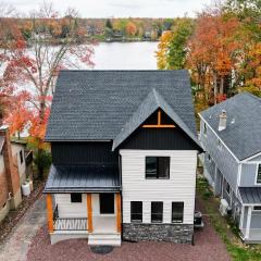 Lakeside Serenity by AvantStay Lakefront Newly Built Deck w Views
