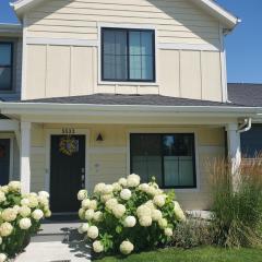 Modern Quiet 2 BR 2 Attached Baths Entire Home