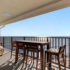 513 Seascape by AvantStay Oceanfront Home w Amazing Views Community Pool Access