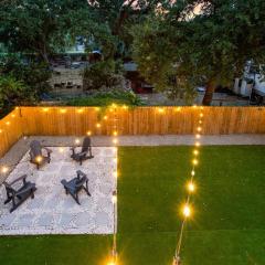 Beach House Fun! Sleeps the Whole Crew