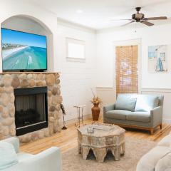 5 Mins to Beach Shared Pool Covered Deck Bikes Heron Cottage by AvantStay