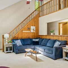 Shady Pines by AvantStay Enclosed Porch Game Rooms LakeBeach Access