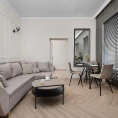 Beige Apartment in Wrocław Center with Home Office by Noclegi Renters