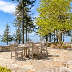 Goldilocks by AvantStay Luxury Waterfront Home