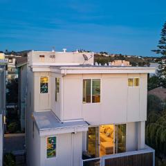 Casa do Sol by AvantStay Rooftop Deck w Ocean Views 2 blocks to Beach