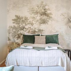 Riverside Serenity Apartment