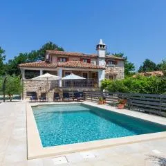 Holiday house Matija with a POOL