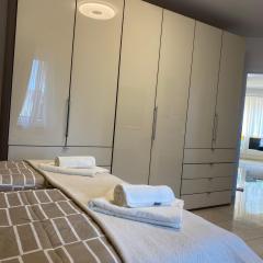 Deluxe Apartment Nähe Festspielhaus mit Tiefgaragenstellplatz