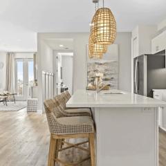 Steps to Beach w View Pool Tennis Luxe Top-Floor Sea La Vie by AvantStay