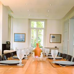 Appartement 2 étages haut standing 170m2 avec jardin