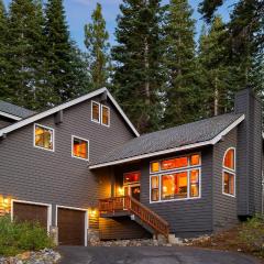 Cozy Escape w Hot Tub Deck & Access to Tahoe Donner & Skiing Alpenglow Chalet by AvantStay