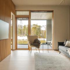 Aurora Chalet A2 Ski-in Ski-out by Aavalevi