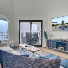 516 Seascape Oceanfront Condo with Pool Access in Wild Dunes