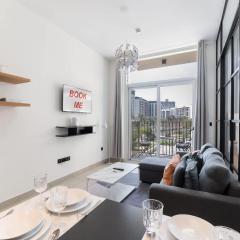 StayShort - Dubai Hills sleeps 4 with Private Balcony