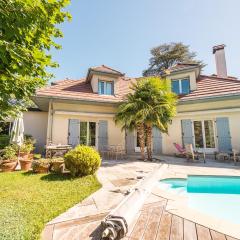 Villa Enfance - Piscine privée et proche Lac d'Annecy