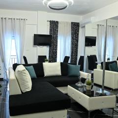 Zeusplace Black and White Retreat
