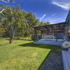 Happy House - Pet Friendly - 5 Min Walk to Beach