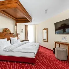 KING's Hotel First
