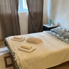 Old Town Sidro Apartment
