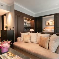 MYTHIC SANA Downtown Suites
