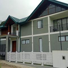 VOGUE RESIDENCE - Black Pool