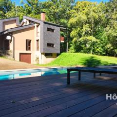 Villa Les Chabannes Pool Billiards & Leisure