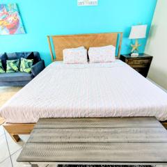 2 Minute Walk to Beach & Downtown!