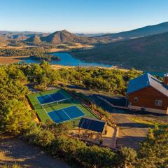 Wild Moon Ranch Pickleball, Cedar Tub & Views