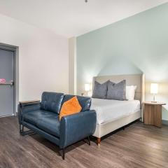 Accessible Comfort Near Atrium & Downtown Macon