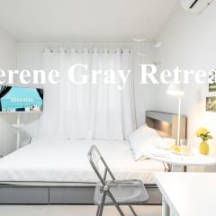 Serene Gray Retreat - 8 min walk from the subway station