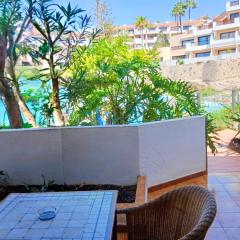 Appartamento Parque Albatros vista piscina e mare