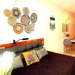 Ravissant studio au coeur du Vieil Antibes