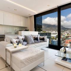 901 Mirage De Waterkant - Modern Apt Views & Pool