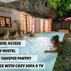 Poolside By Mingle - Party Hostel with Private Pool