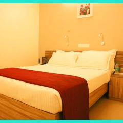LUXUARY HOTEL - THE D!A - Nest - Primium - Near The Holy Kashi Vishwanath Temple !! # Free Wi-Fi Facilities - Fully Air Conditioned Hotel in Pricious location - Best Hotel In Varanasi